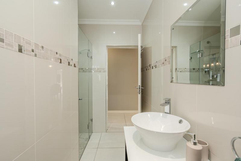 4 Bedroom Property for Sale in Calypso Beach Western Cape